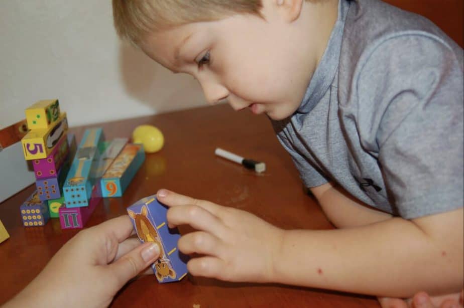 boy counting math game
