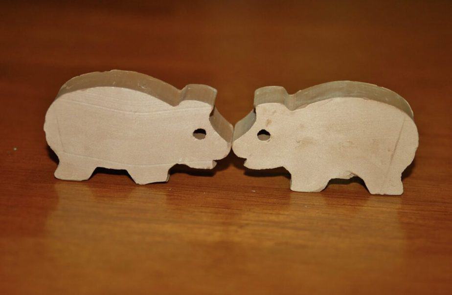 brick pig shapes decor