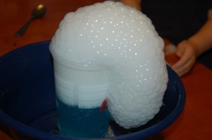 dry ice bubbles science experiment with dawn dish soap