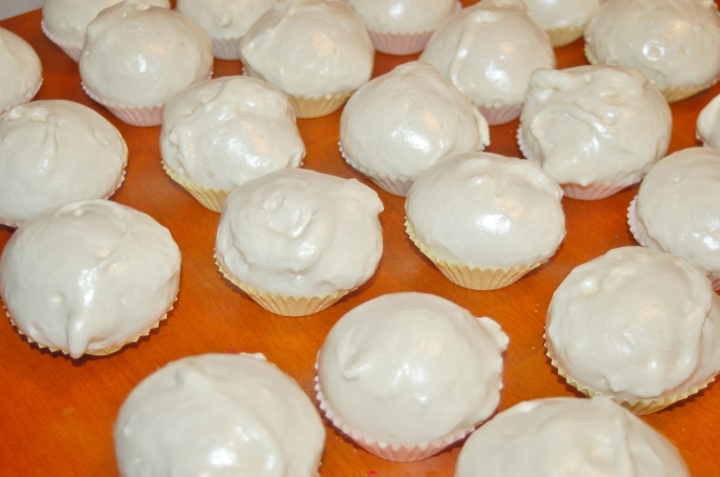 cupcake craft with foam insulation