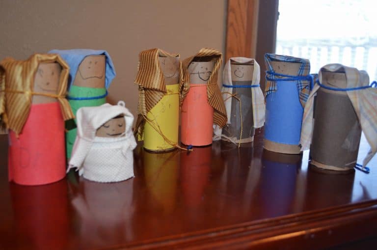 Recycled Toilet Paper Tube Nativity Craft