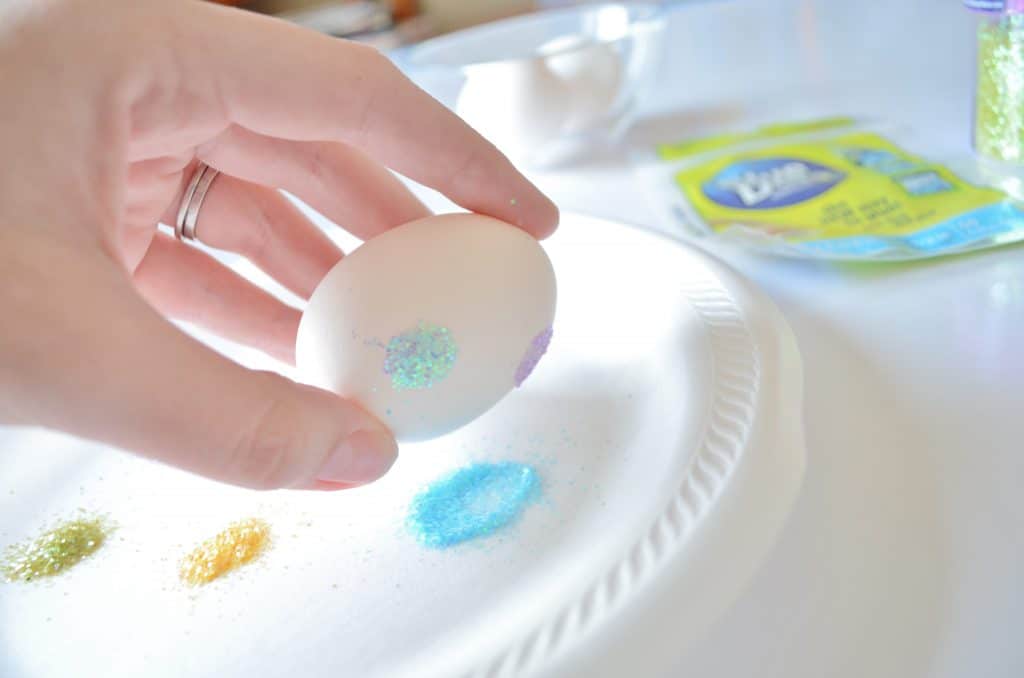 Glue Dots Easter Egg Craft