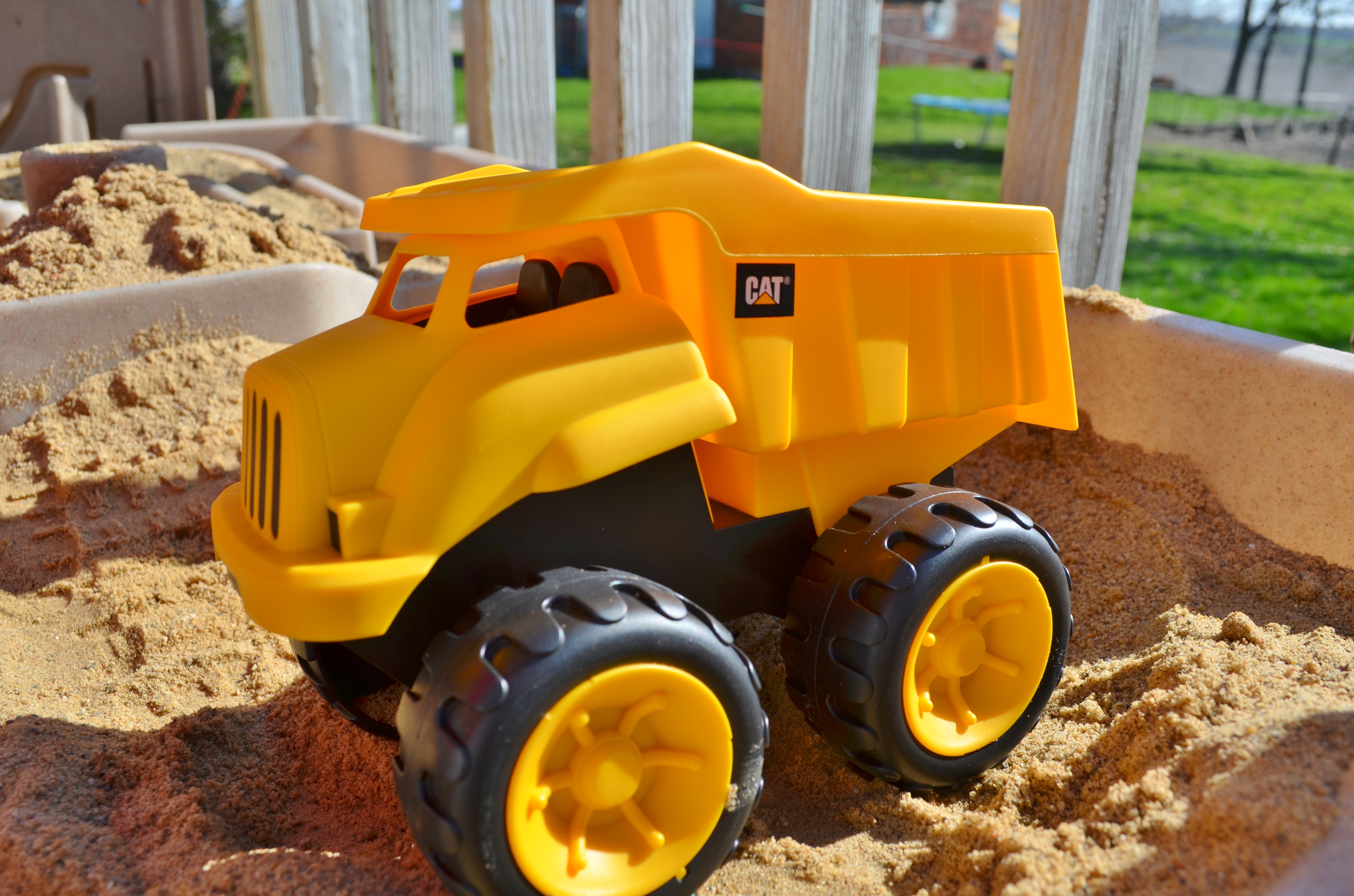 Cat tough tracks 2025
