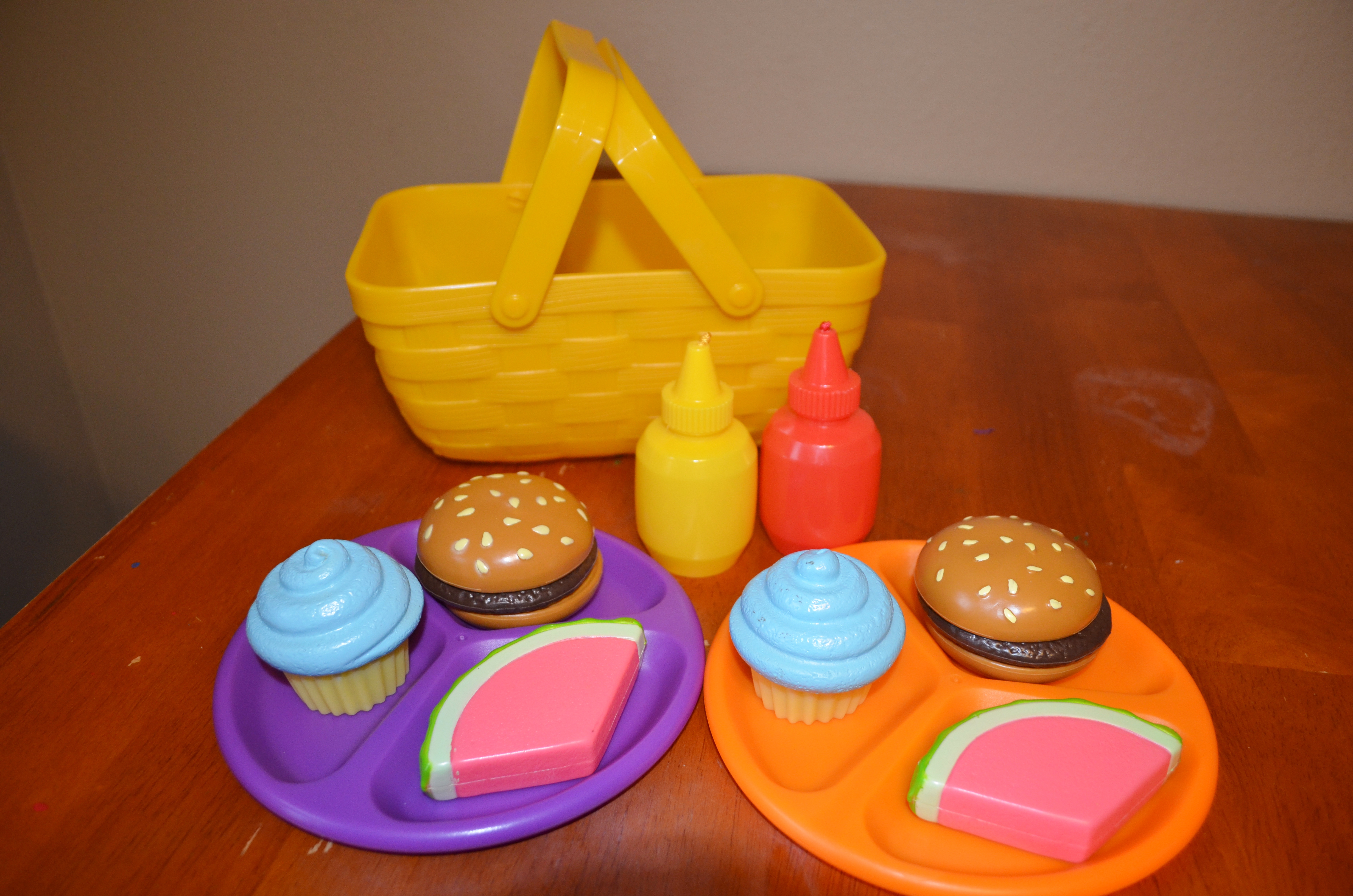 Learning Resources New Sprouts Picnic Set 