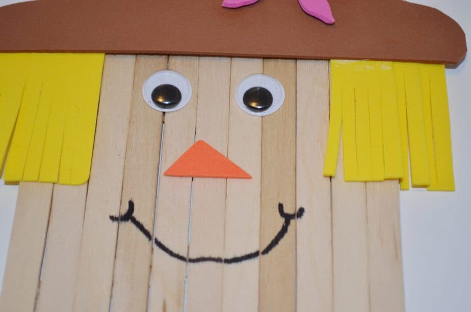 Scarecrow Craft for Kids