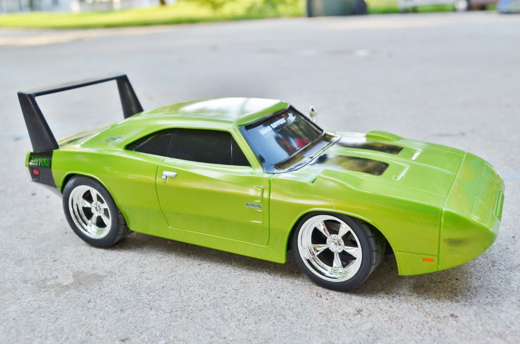 Toy State RC Road Rippers Motor Muscle Car