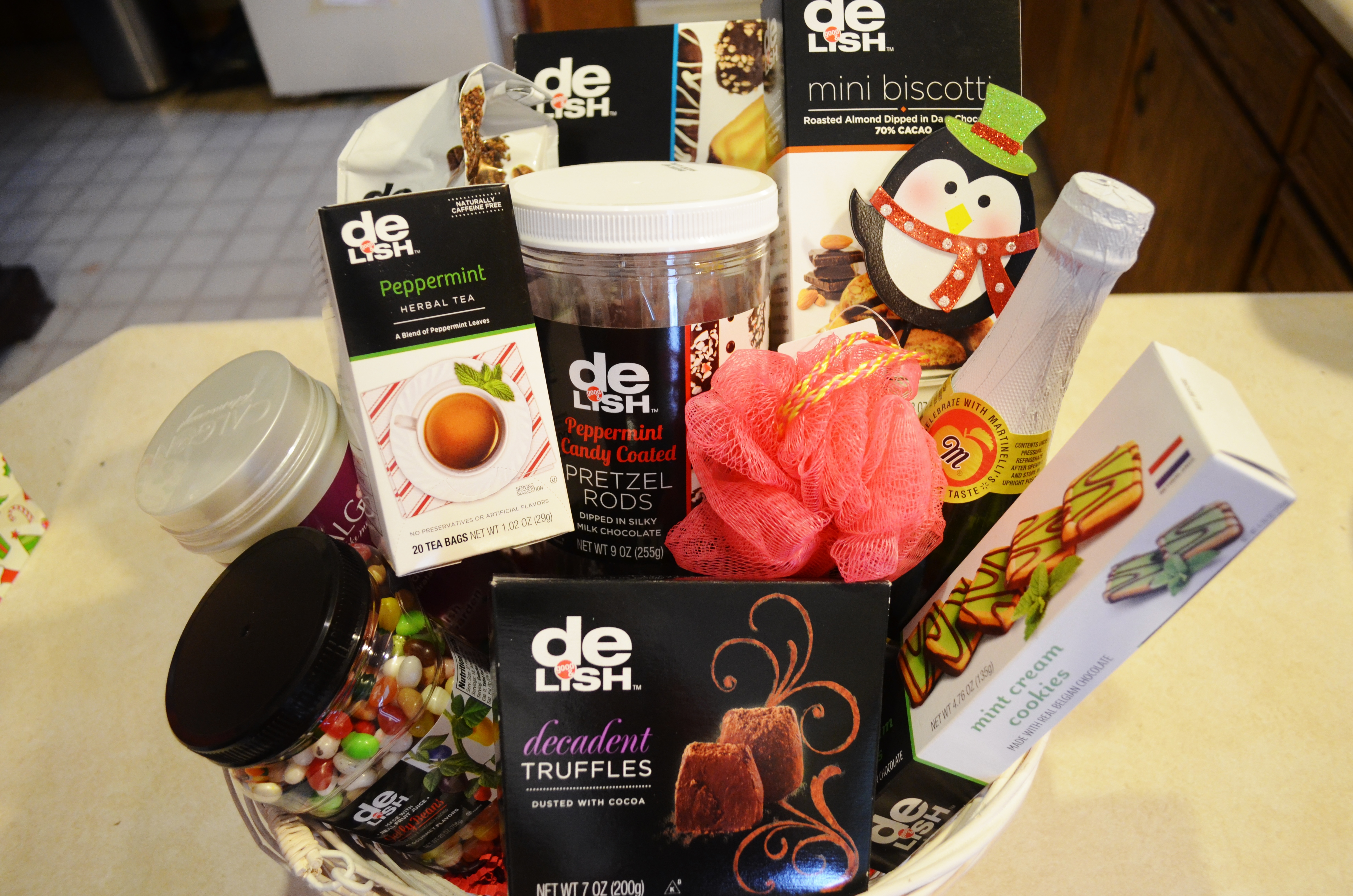 christmas basket ideas for employees christmas basket ideas for employees