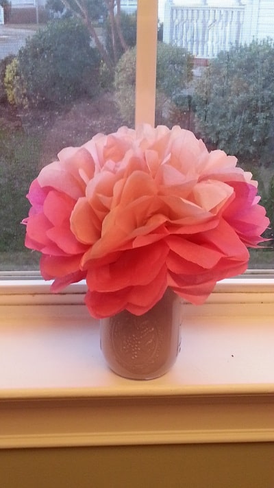 Brighten Someone Special's Day with these Easy Tissue Paper Flowers!