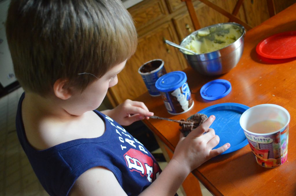 baking cupcakes with kids