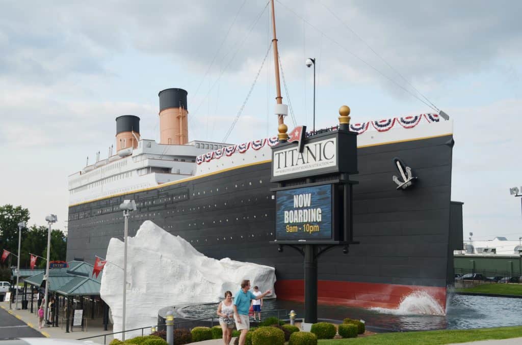 titanic museum branson MO