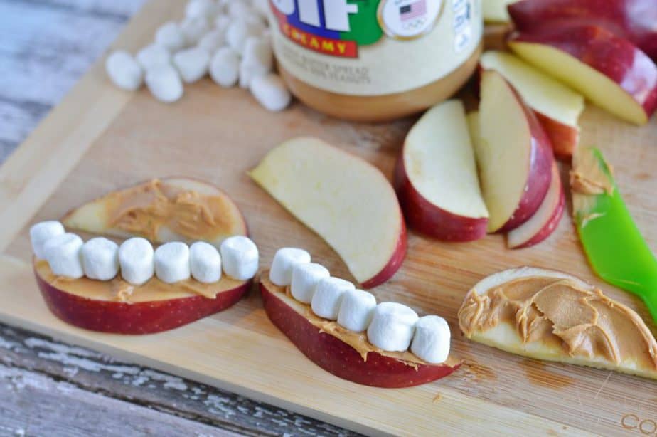 kids healthy mouth teeth snack 