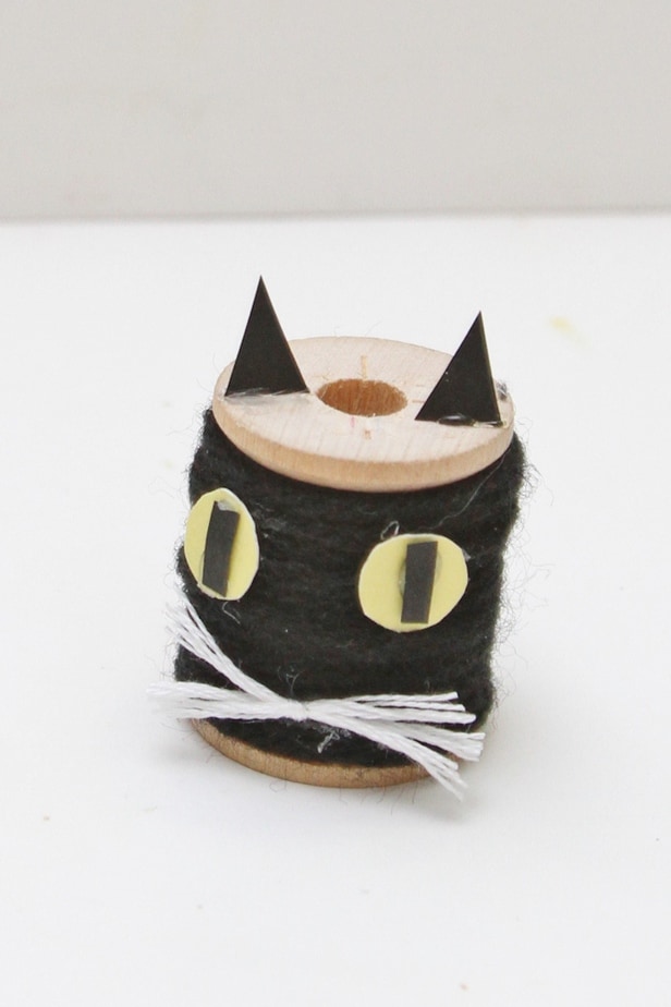 DIY Kitty Spool Craft – Kids Halloween & Pet Parties!