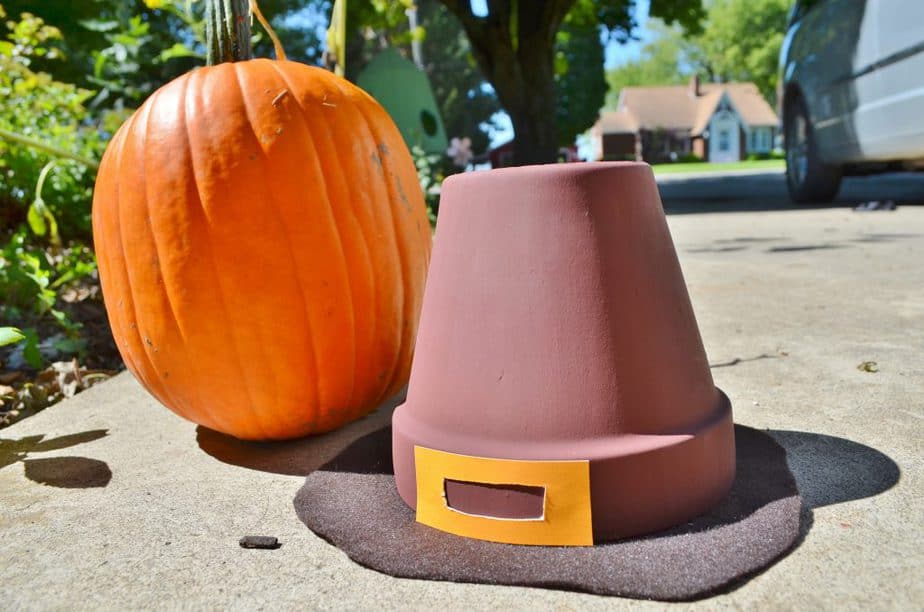 pilgrim hat thanksgiving decor