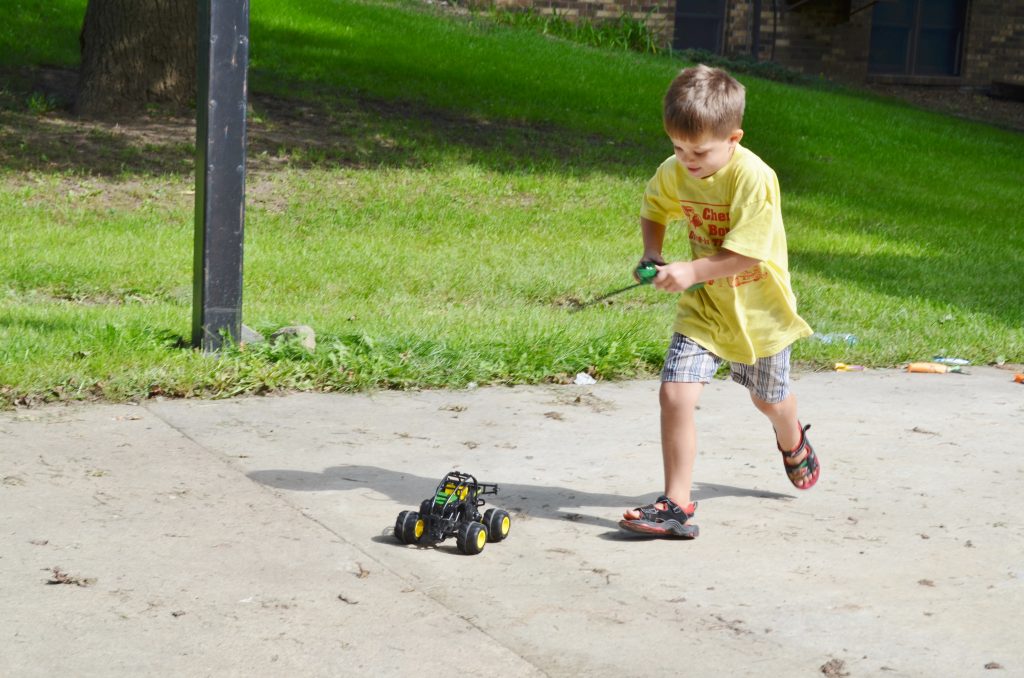 John Deere Monster Treads RC Gator toy 