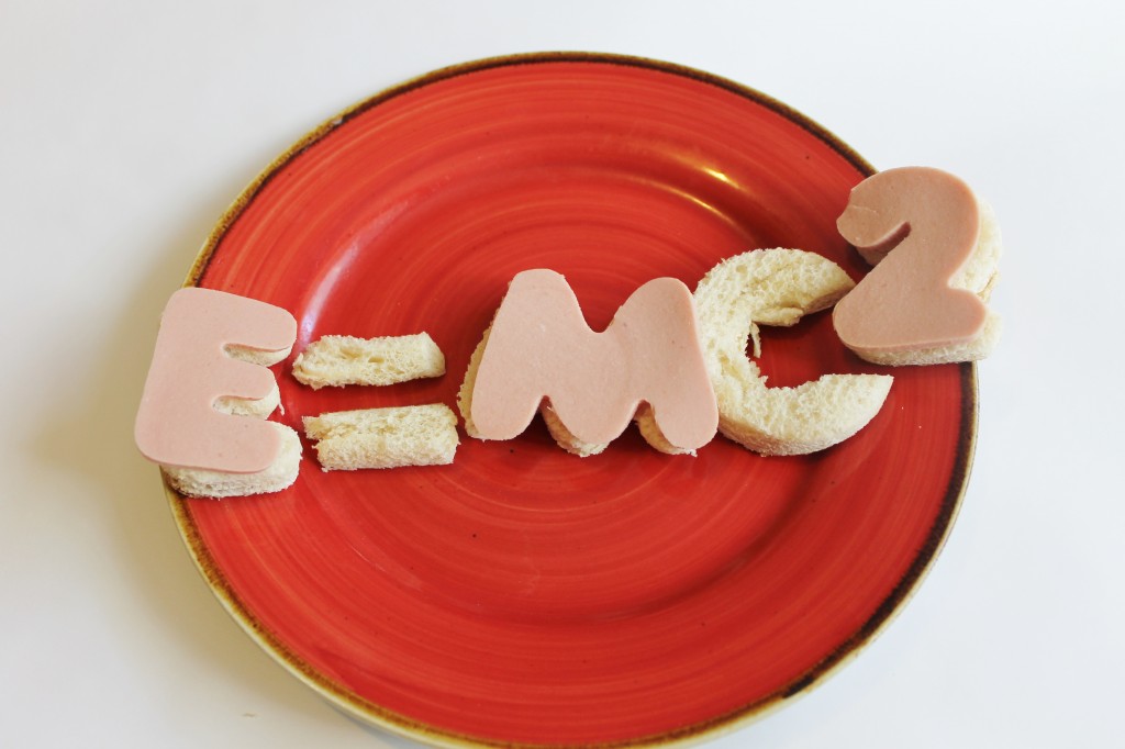 einstein e=mc2 lunch snack idea for kids