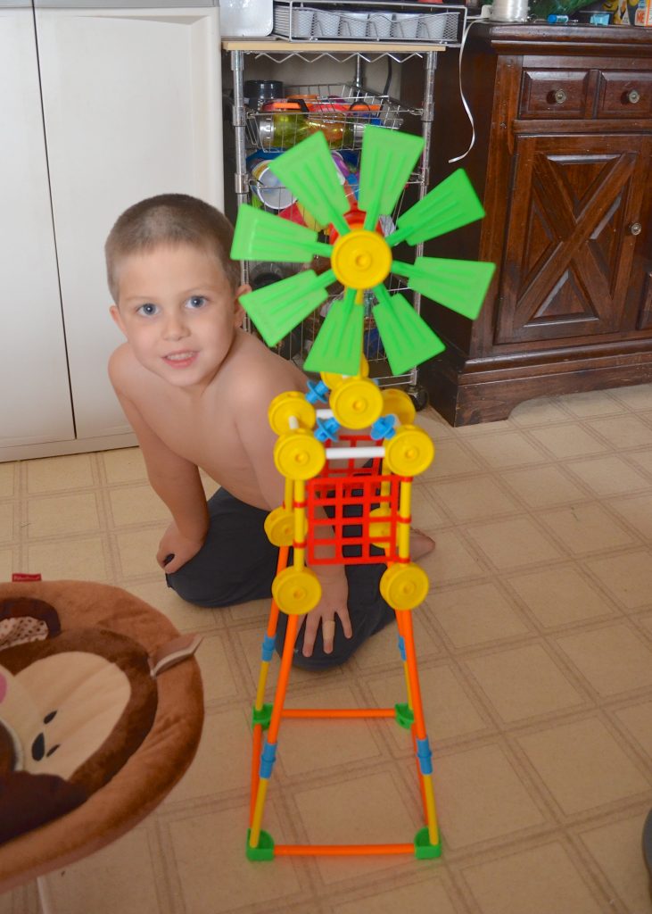 Tinkertoy KNEX kids toys