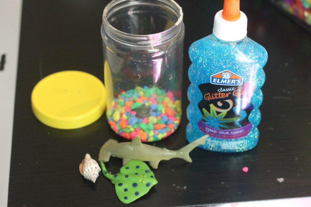 materials for shark week sensory bin