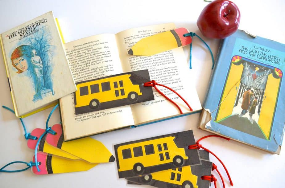 Bookmark Back to School Bus & Pencil Bookmark Tutorial