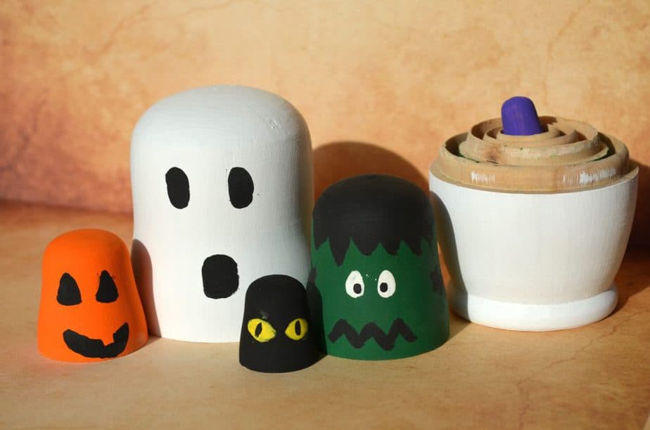 DIY Halloween Nesting Dolls Craft