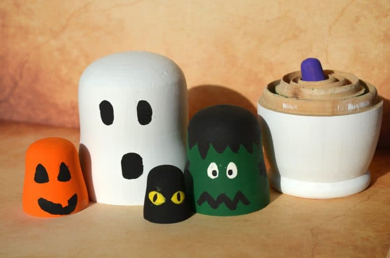 DIY Halloween Nesting Dolls Craft