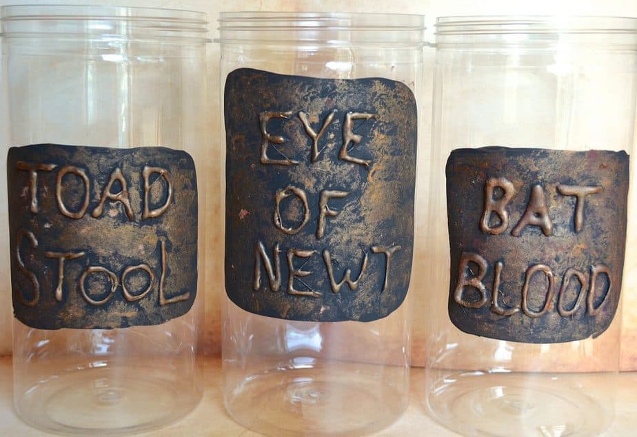DIY Potion Jars Spooky Witches Halloween Decor