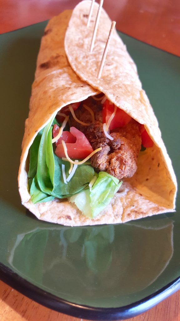 5 Minute Dinner Idea - Healthy Chicken Wraps Meal