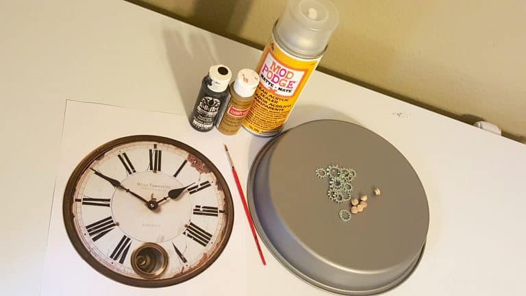 DIY Vintage Steampunk inspired Home Clock Wall Decor