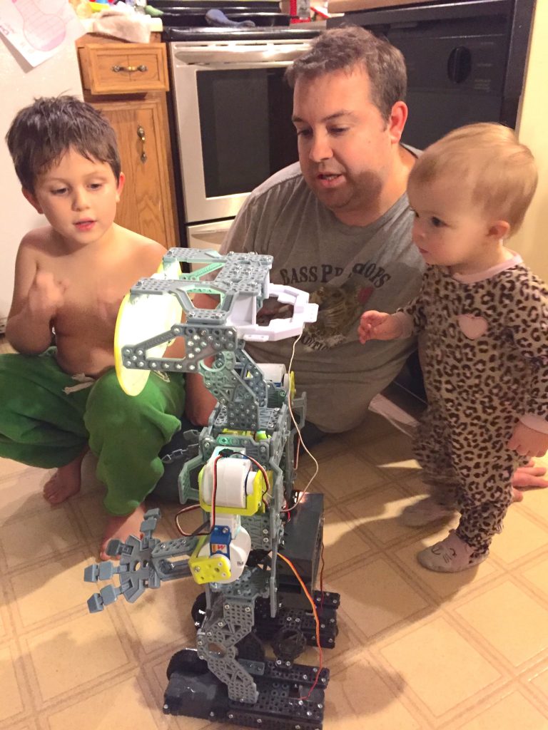 Meccano Meccanoid G15 Robot Review - STEM Gift Guide