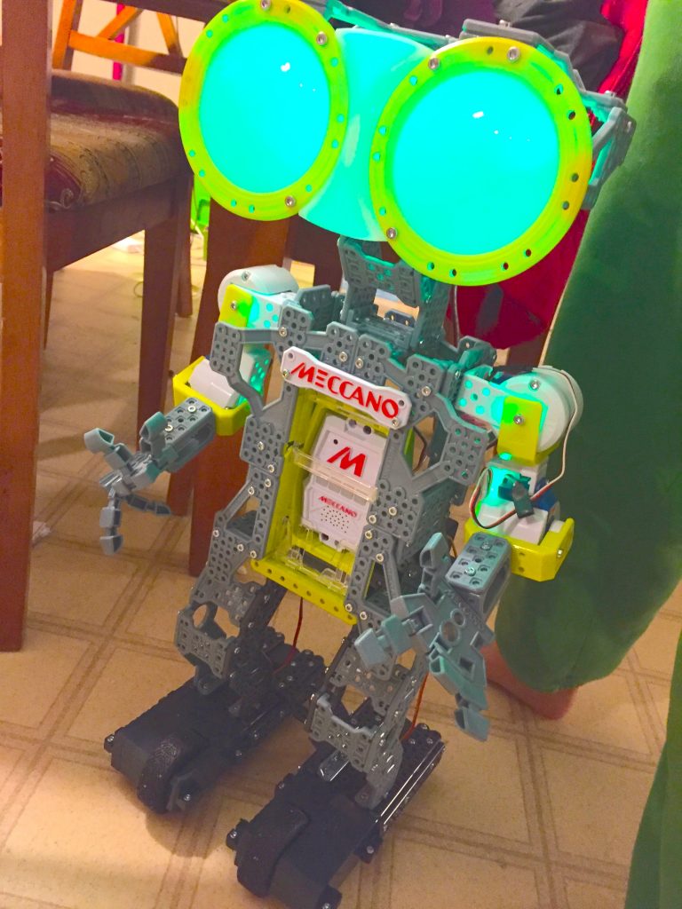 Meccano Meccanoid G15 Robot Review - STEM Gift Guide