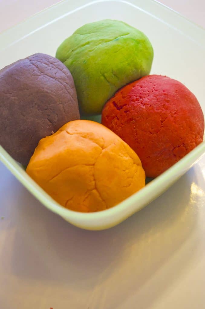 5 Easy Edible Play Dough Recipes to Make at Home