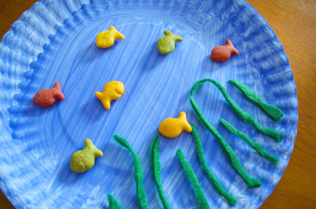 ocean paper plate kid's craft