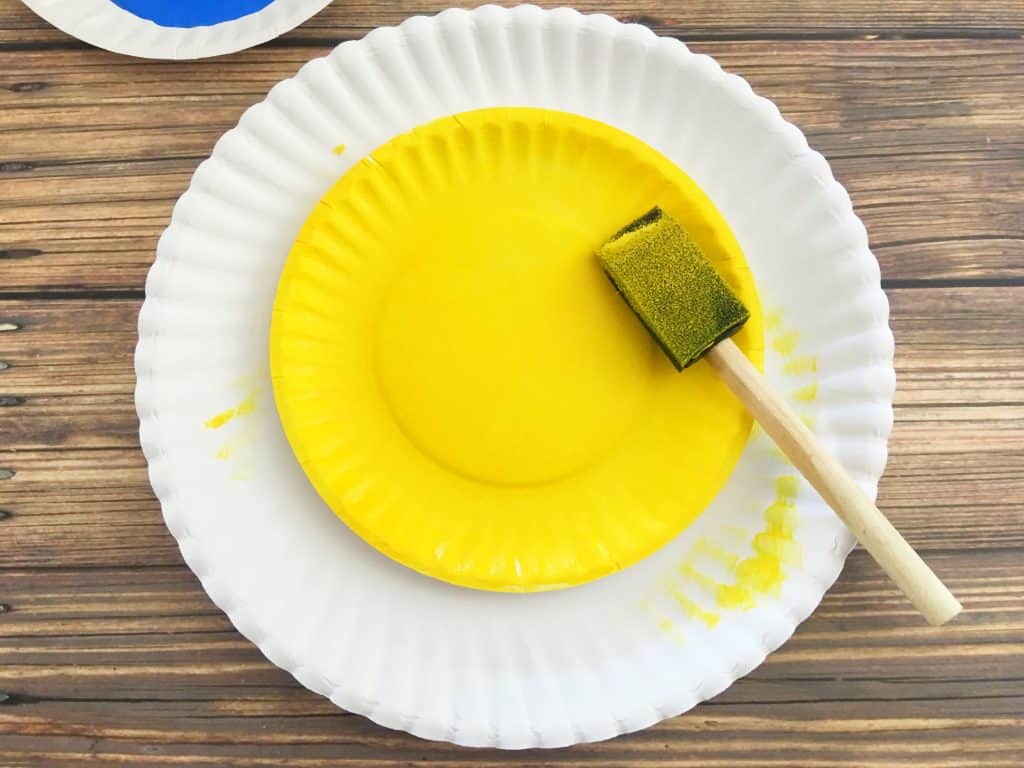 yellow painted paper plate craft