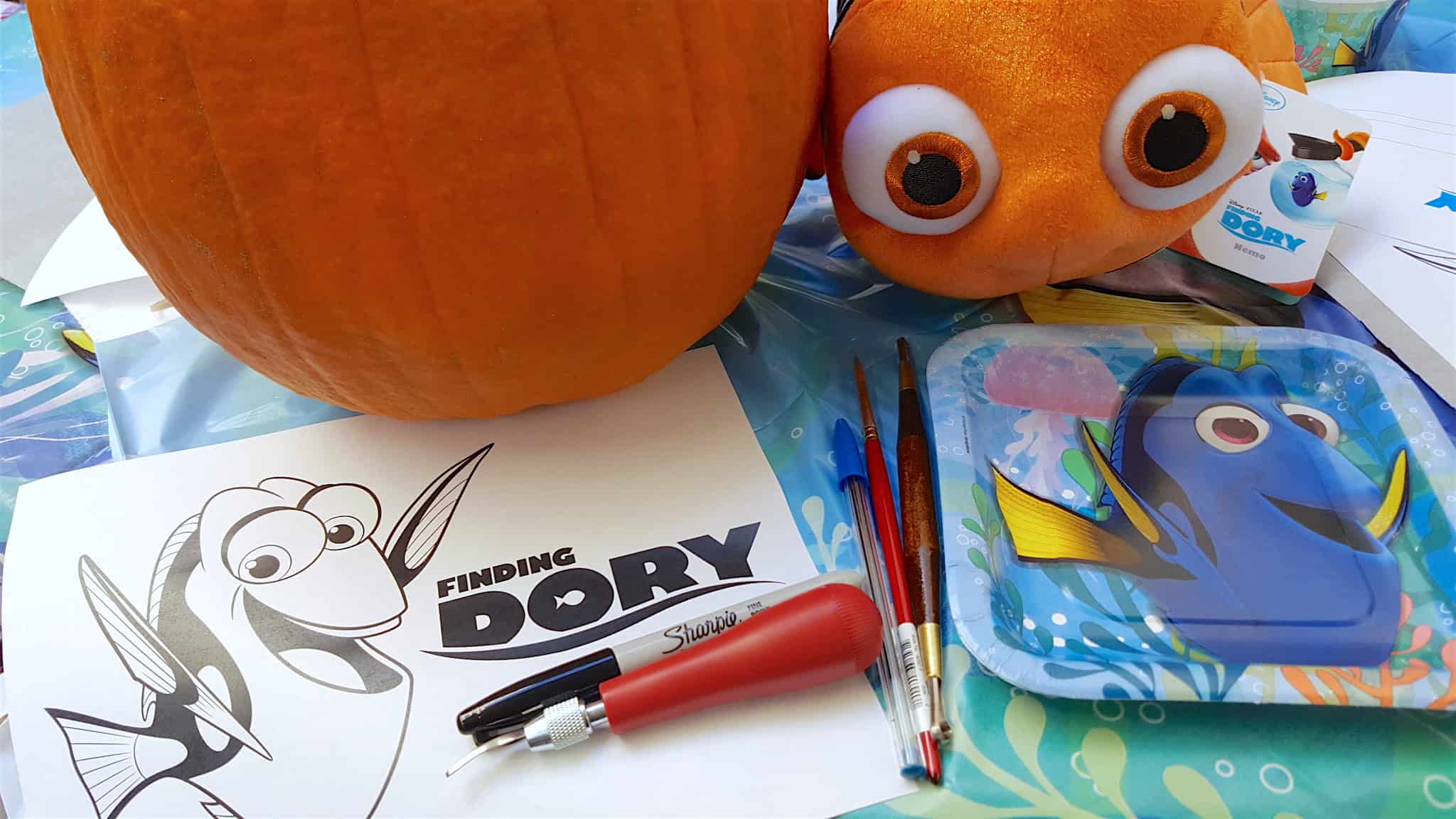 Finding Dory Halloween Activities Party Tips Pumpkin Carving finding-dory-halloween-activities-party-tips-pumpkin-carving