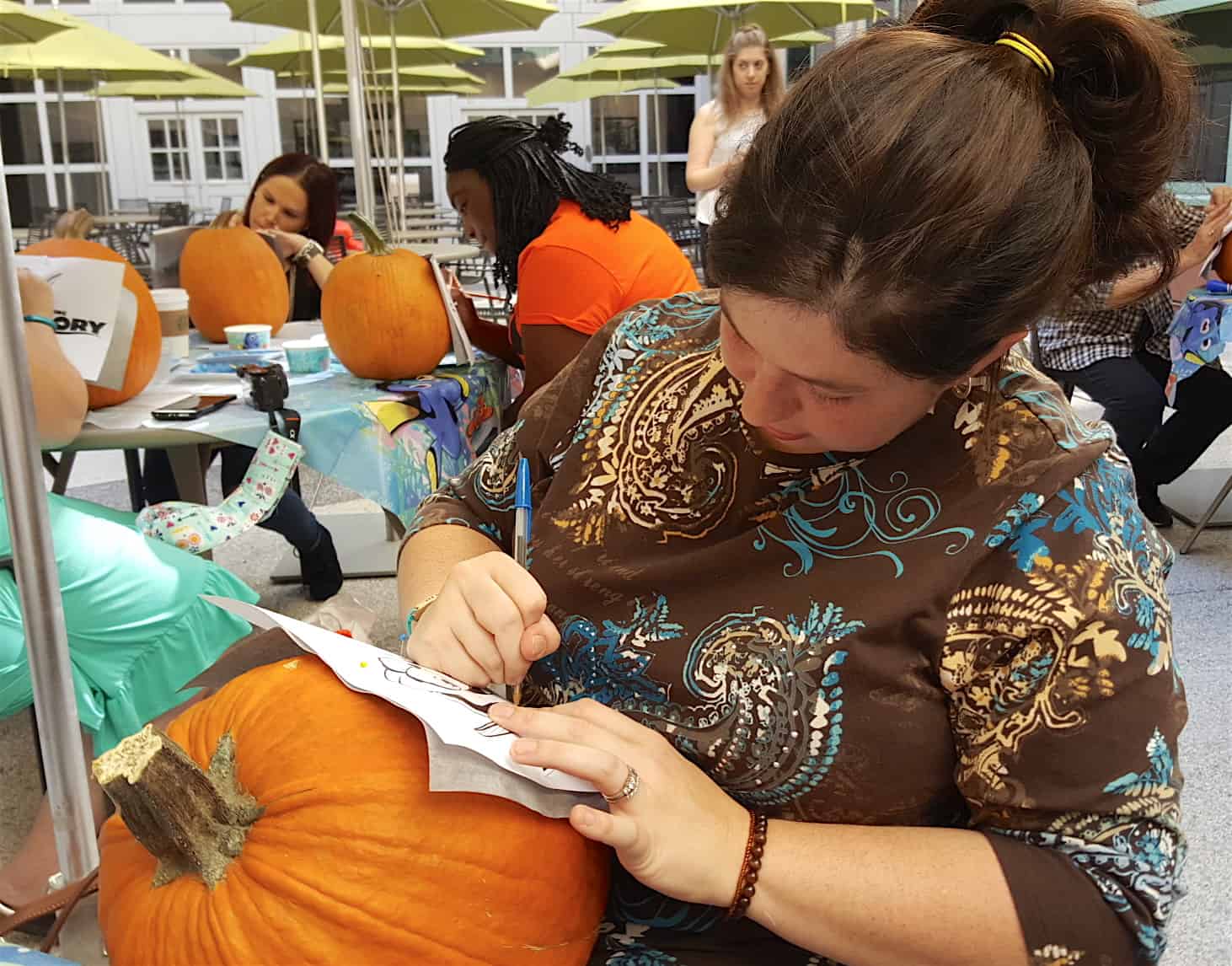 Finding Dory Pumpkin Carving Tips & Party 