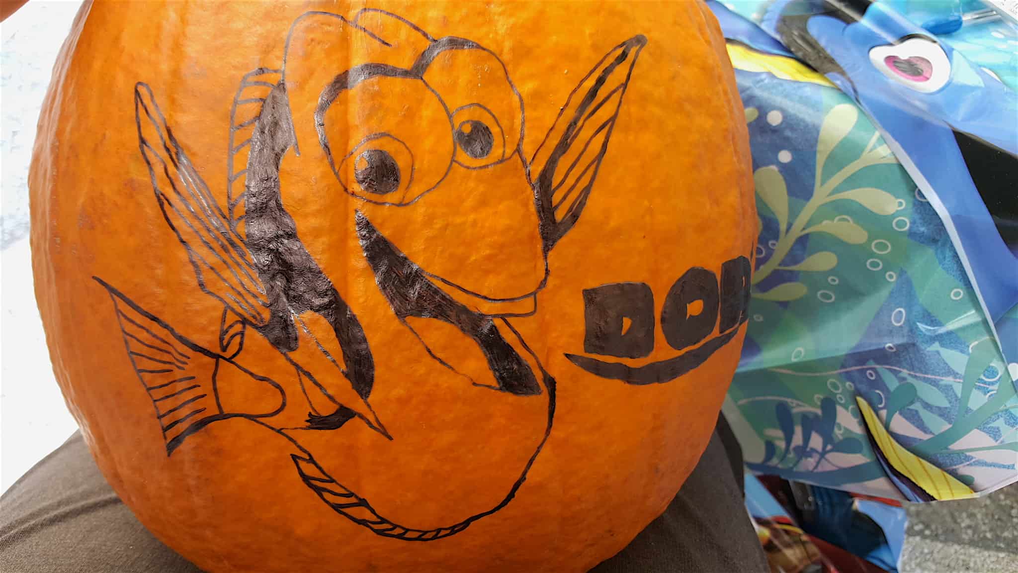 Finding Dory Pumpkin Carving Tips & Party 