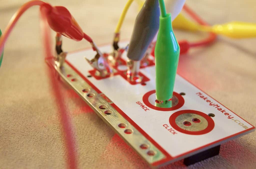 Makey Makey STEM Kid's Engineering Kit Review