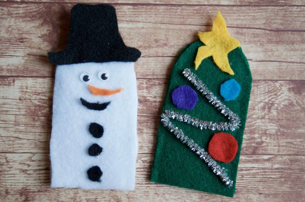 DIY Christmas Felt Finger Puppet for Imaginative Play