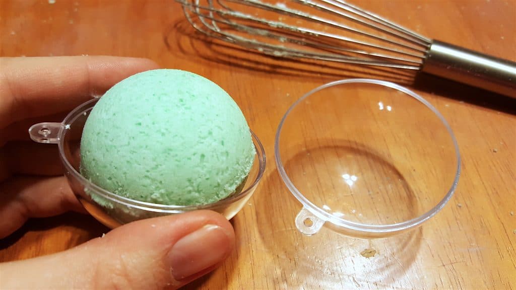 Make Your Own Bath Bomb Ornaments Tutorial