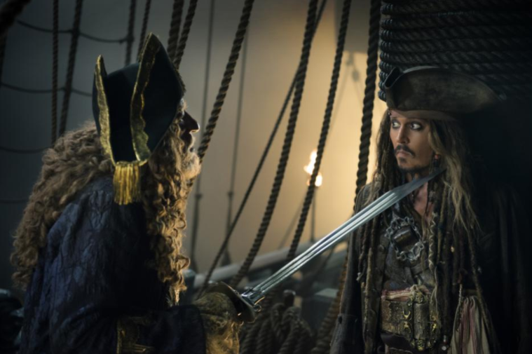 Geoffrey Rush Pirates of the Caribbean: Dead Men Tell No Tales