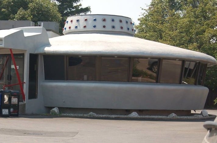alien saucer restaurant