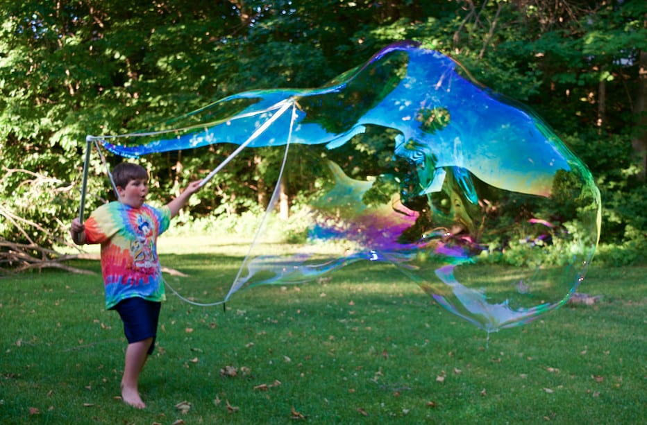 DIY GIANT Bubbles Recipe + Bubble Crafts for ALL Ages