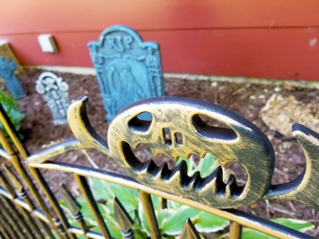 Simple Tips to Maximize Your Spooky Halloween Yard & Porch