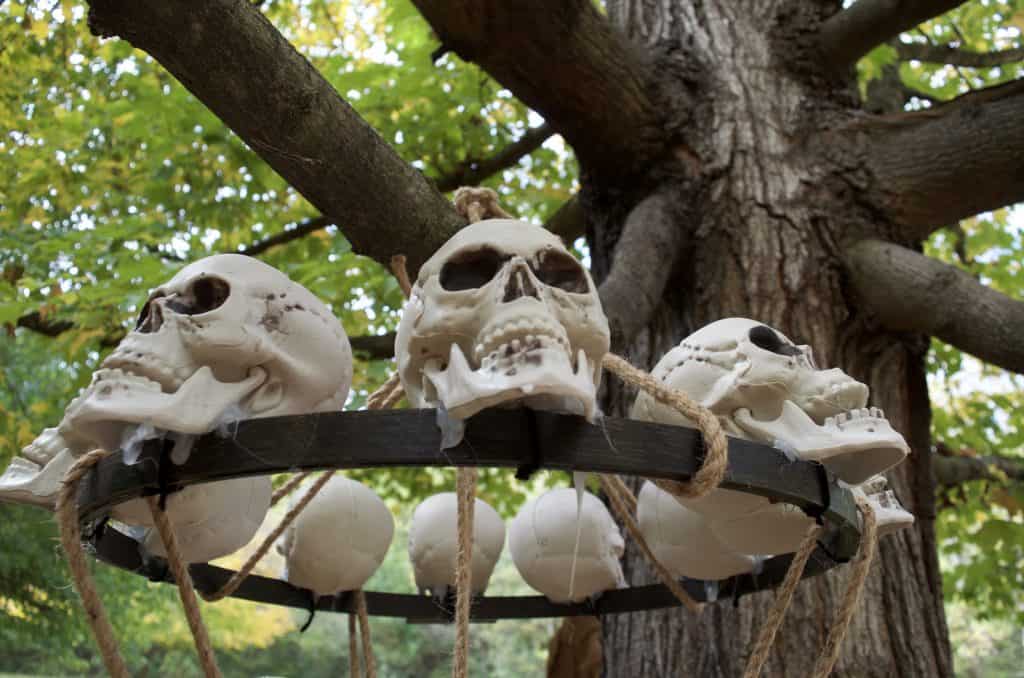 DIY Catacomb Chandelier Halloween Home Decor Tutorial