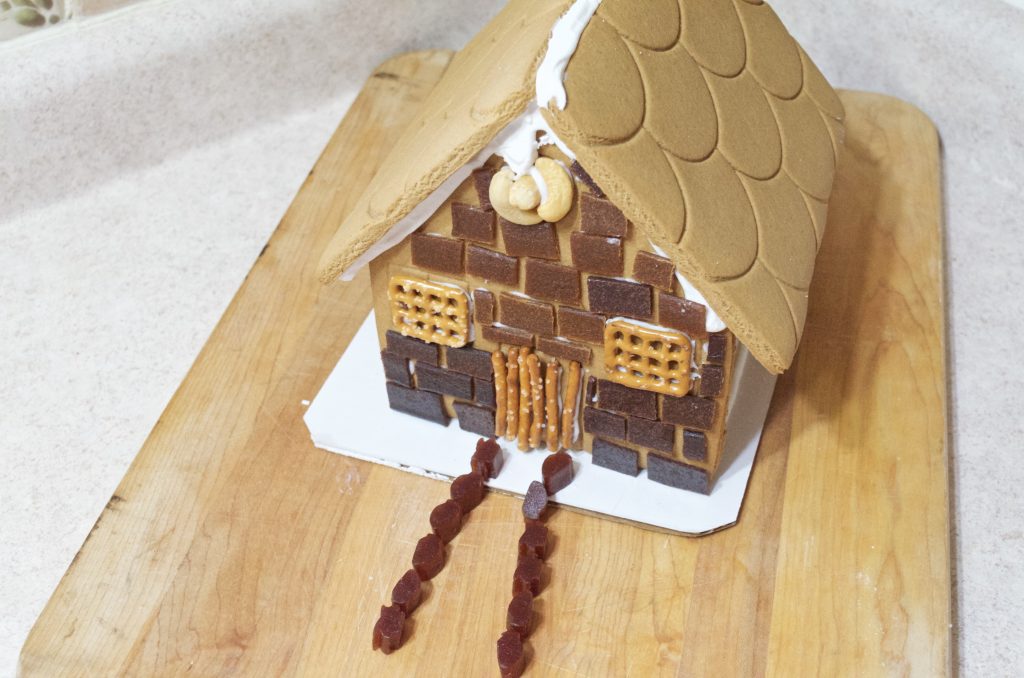 Delicious Candy Alternatives to Decorate Your Gingerbread House