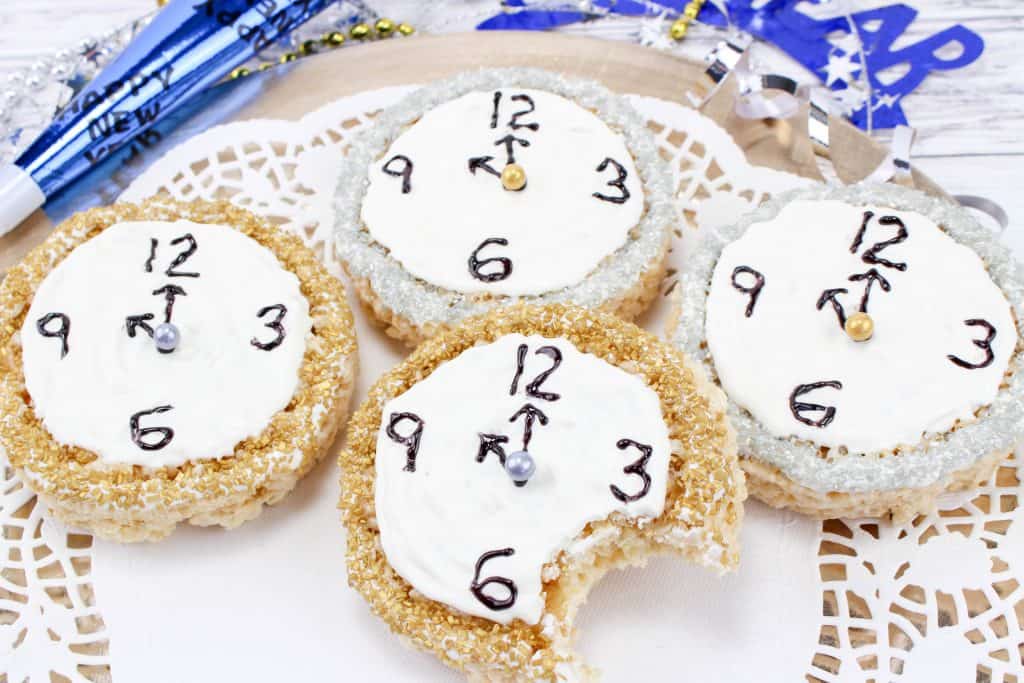 Learn Time with this New Year's Clock Rice Krispy Treat Tutorial