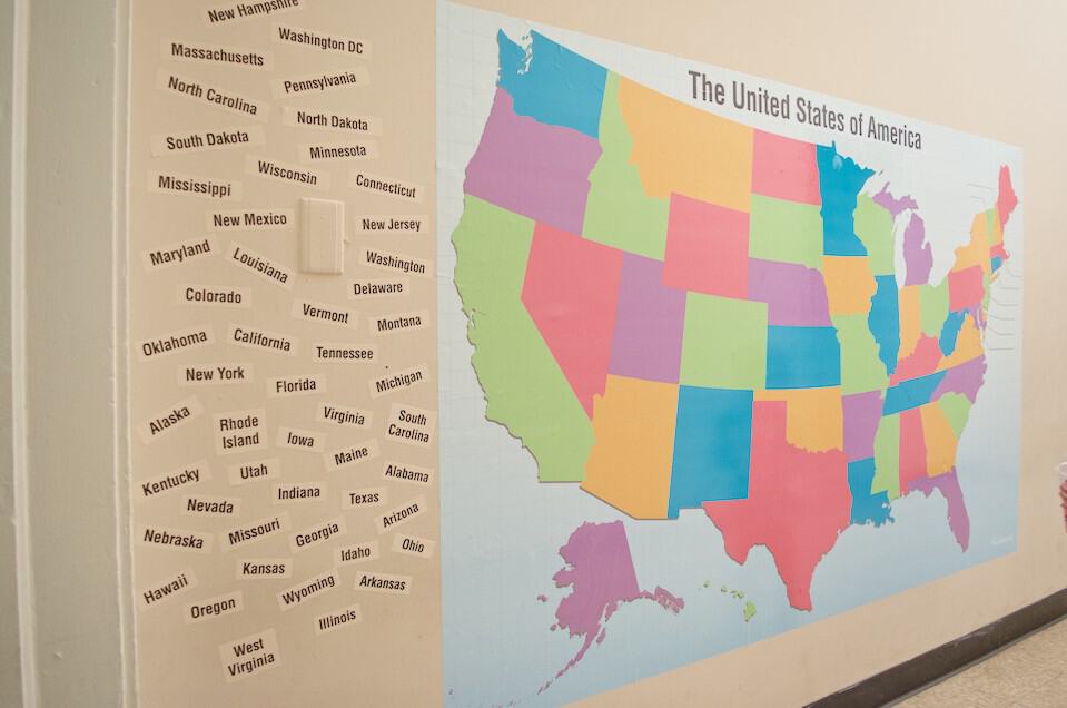 Ways to Use an Interactive Fathead USA Map Decal for Learning
