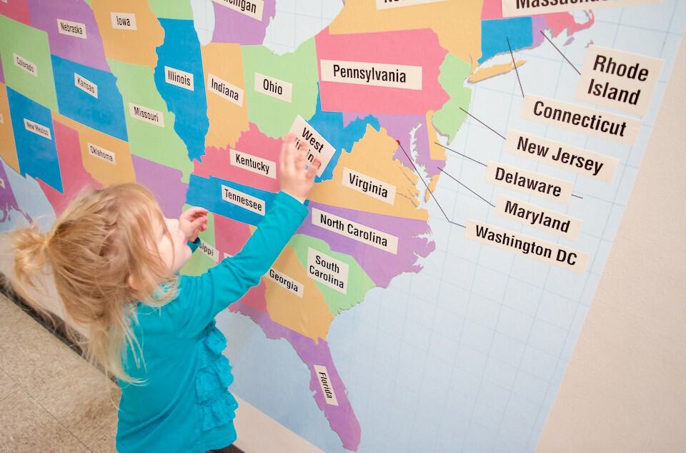 Ways to Use an Interactive Fathead USA Map Decal for Learning