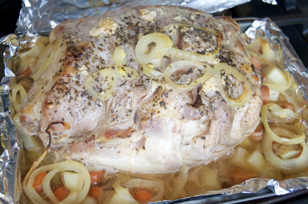 Simple & Tasty Pot Roast Recipe Dinner for the Family