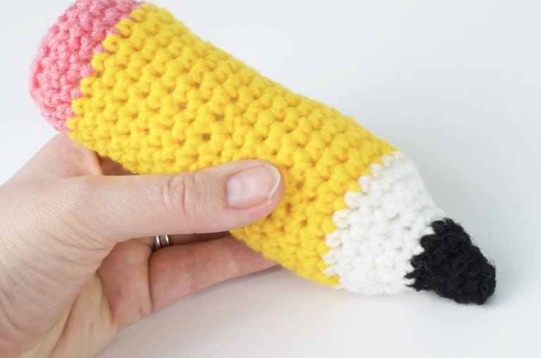 30+ FREE Crochet & Knitting Patterns for Teacher Appreciation Gifts