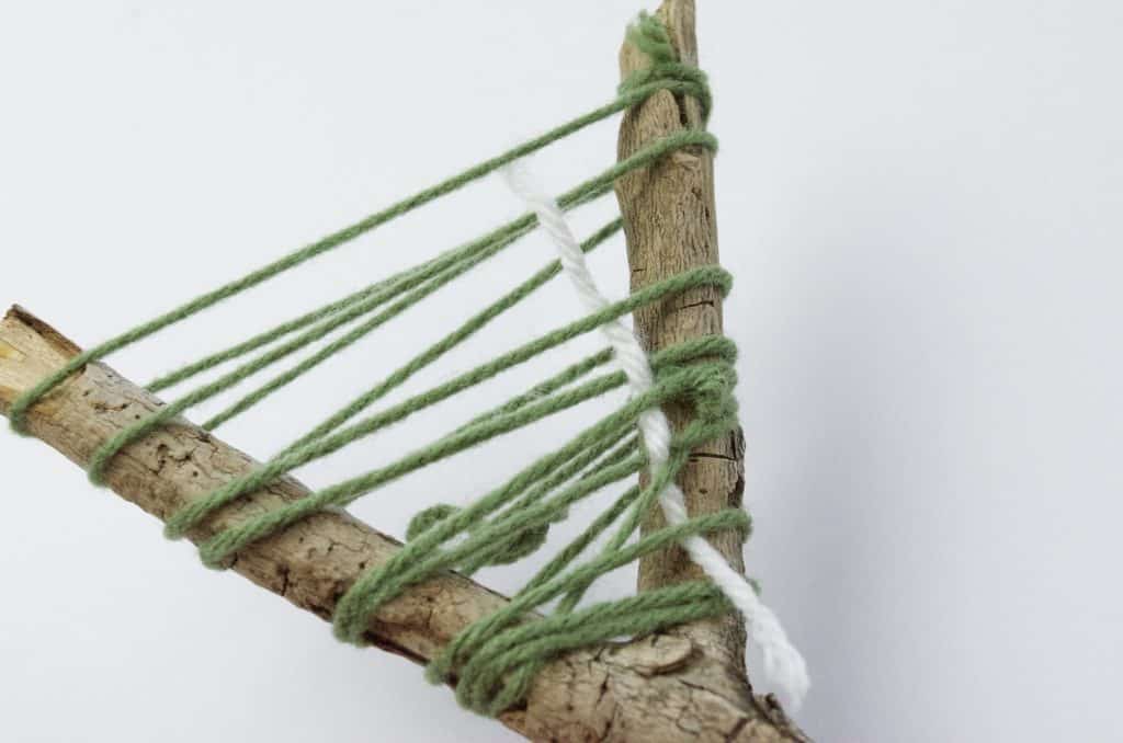 yarn and stick camping craft